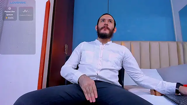 Snapshot of jeanpiere_ chatting on October 12, 3:05 am jeanpiere online show from October 12, 3:05 am