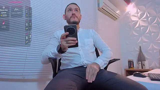 Snapshot of jeanpiere_ chatting on November 11, 3:06 am jeanpiere online show from November 11, 3:06 am