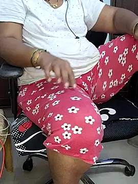 yours-kavaya online show from November 3, 6:58 am