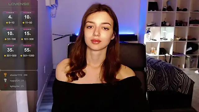 Snapshot of olivia_jeas chatting on March 7, 7:27 pm olivia jeas online show from March 7, 7:27 pm