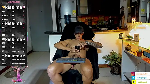 Dominic Joness online show from October 13, 12:43 am