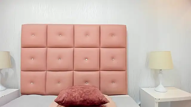 lhiamfit online show from January 25, 5:40 pm