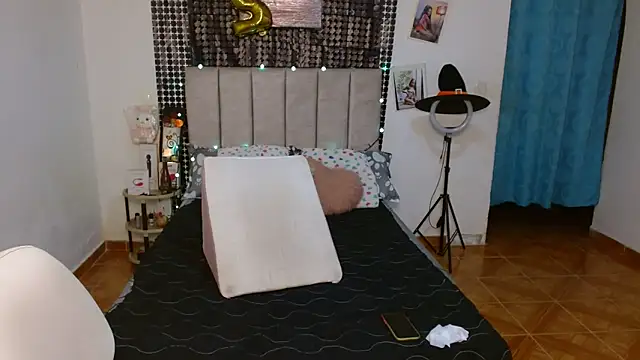 Wilson Siara online show from October 17, 4:04 am