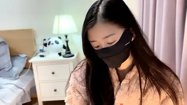 A-xena online show from February 7, 1:53 pm