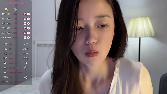 A-xena online show from February 16, 2:31 am