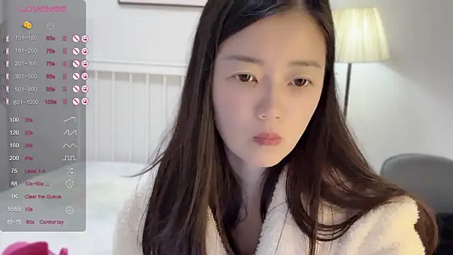 A-xena online show from February 19, 2:23 am