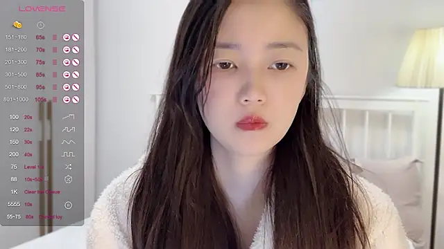 A-xena online show from February 21, 2:39 am