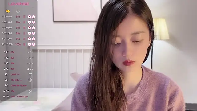 A-xena online show from March 1, 2:02 pm