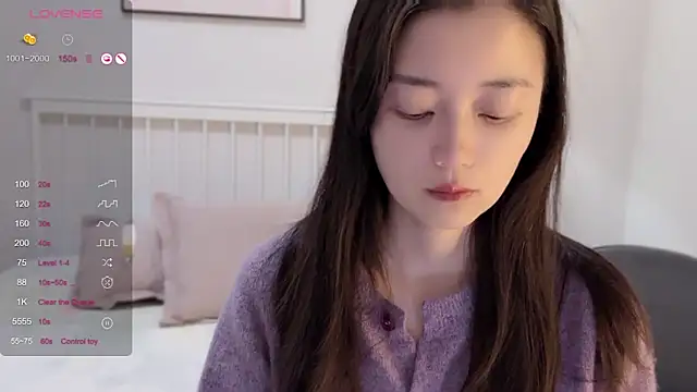 A-xena online show from March 2, 1:05 pm