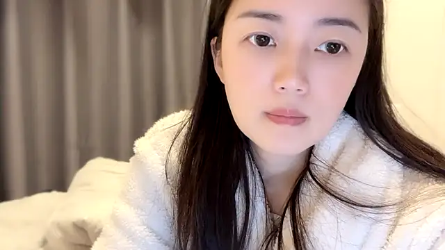 A-xena online show from March 16, 2:32 am