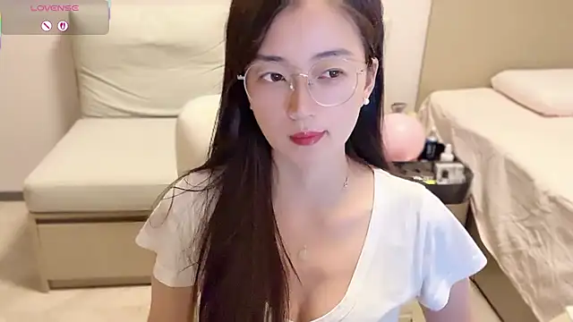 A-xena online show from September 24, 2:31 pm