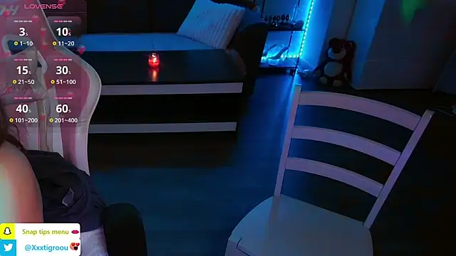 PetiteAngel666 online show from February 22, 7:23 am