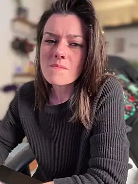 LadyLena1 online show from January 6, 3:09 am