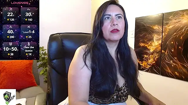 amalia brunette online show from February 22, 11:03 pm