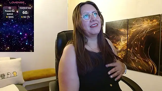 amalia brunette online show from February 10, 1:43 am