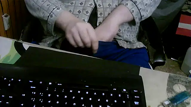 porkorossy online show from December 2, 11:48 am