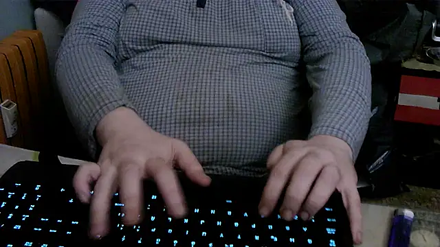 porkorossy online show from March 5, 6:37 pm