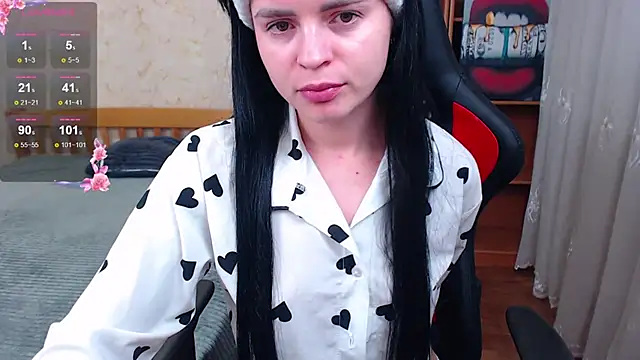 JuicyJess online show from December 2, 7:53 pm