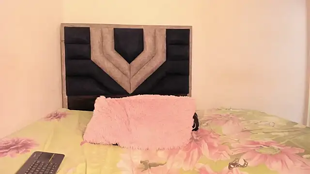 Snapshot of TiiffanyEvans1 chatting on March 4, 5:30 pm TiiffanyEvans1 online show from March 4, 5:30 pm