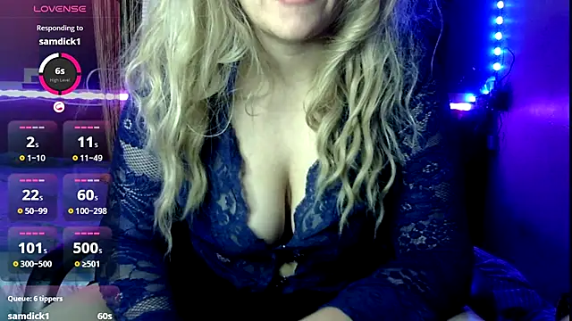 Snapshot of kaya_goddess chatting on February 14, 12:19 am kaya goddess online show from February 14, 12:19 am