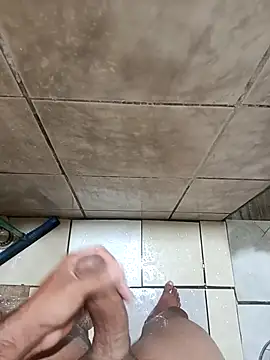 willsafado02 online show from January 13, 11:54 pm