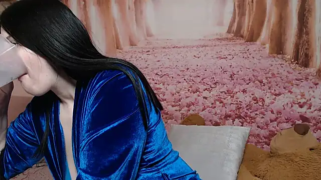 Annatrybebetter online show from January 14, 11:42 pm