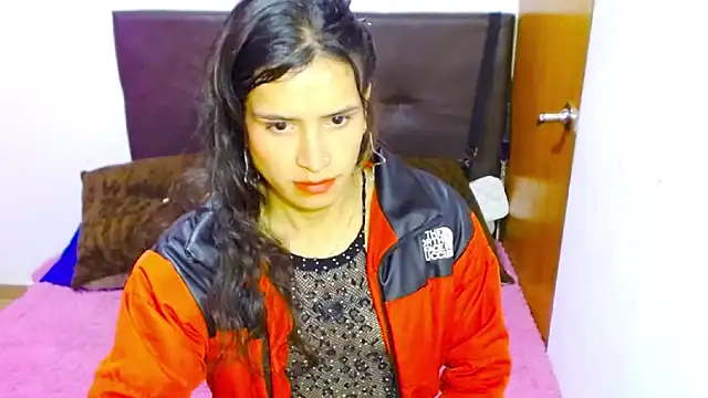 Queen camila online show from January 14, 10:17 am