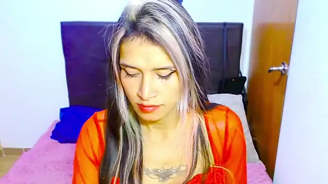 Queen camila online show from February 11, 4:11 am