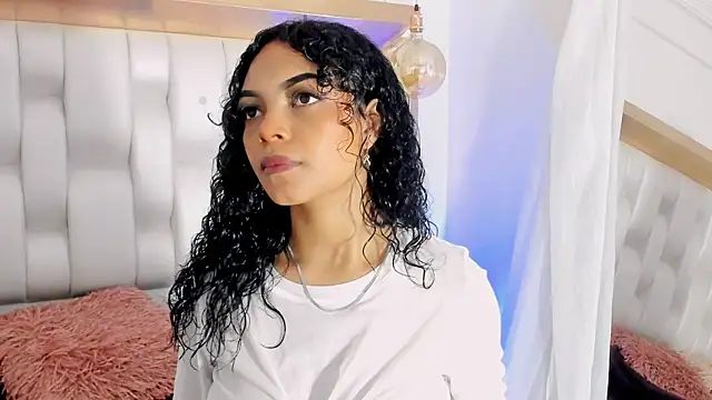 Snapshot of BeckyRusso chatting on January 15, 1:41 pm BeckyRusso online show from January 15, 1:41 pm