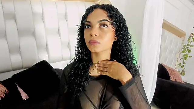 Snapshot of BeckyRusso chatting on January 17, 12:31 pm BeckyRusso online show from January 17, 12:31 pm