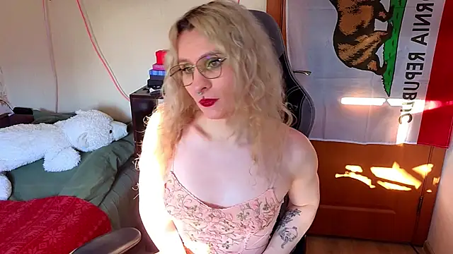 Lori Myaf online show from February 18, 12:23 pm