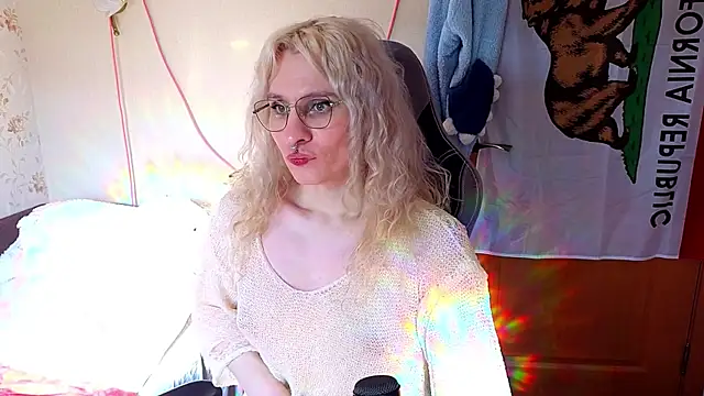 Lori Myaf online show from March 28, 1:22 pm