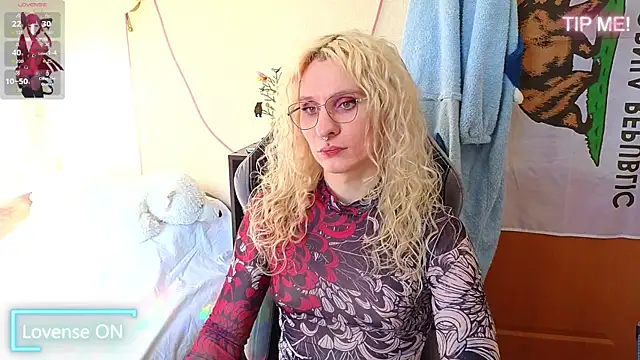 Lori Myaf online show from April 22, 2:40 pm