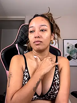 DianaHopson online show from October 23, 10:25 am