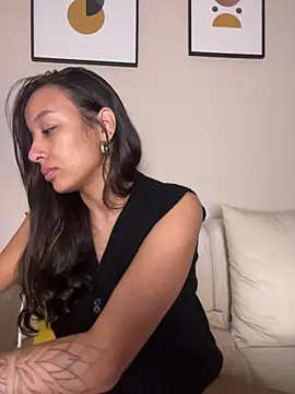 DianaHopson online show from February 27, 2:11 am