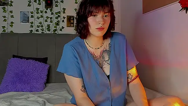 Snapshot of miss_Lizzy chatting on December 21, 4:19 am miss Lizzy online show from December 21, 4:19 am