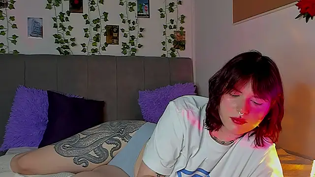 Snapshot of miss_Lizzy chatting on January 25, 4:23 am miss Lizzy online show from January 25, 4:23 am