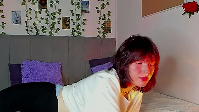 Snapshot of miss_Lizzy chatting on March 8, 4:23 am miss Lizzy online show from March 8, 4:23 am