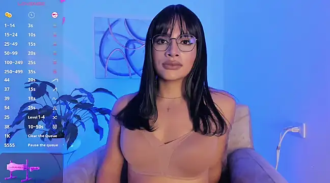 dahnia- online show from February 6, 6:29 am