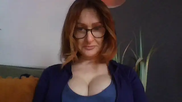 Princessviaa online show from February 12, 10:10 am