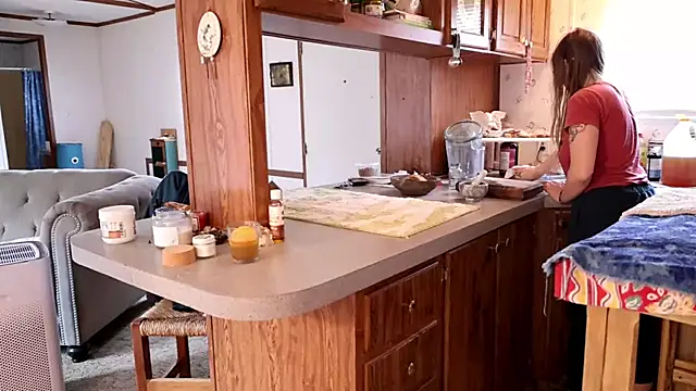 xxpixeyxx online show from December 2, 4:35 pm