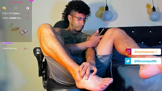 FuckHardlove online show from January 30, 5:09 am