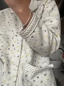 Ameellie online show from March 2, 1:49 pm