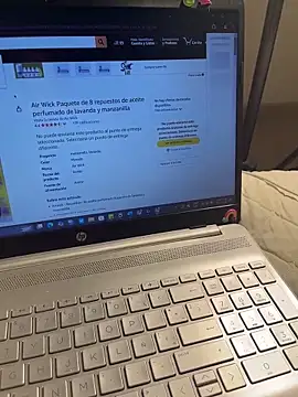 Ameellie online show from March 8, 9:18 pm