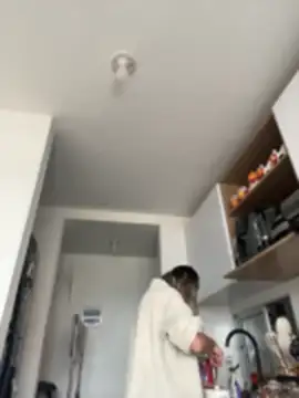 Ameellie online show from April 9, 3:39 pm