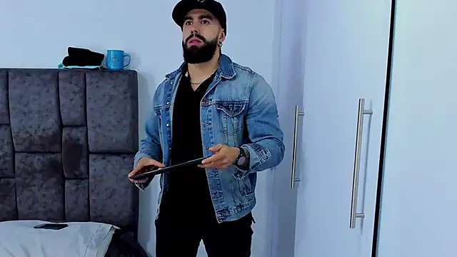 Zack Froone online show from February 20, 7:41 pm