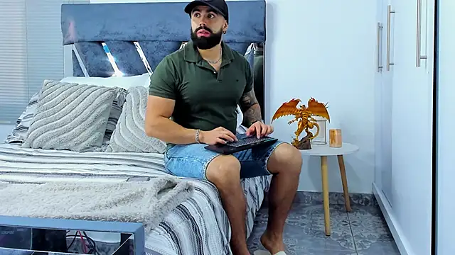 Zack Froone online show from February 11, 12:43 pm