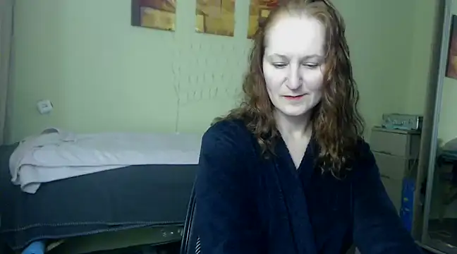 Snapshot of AmellyGrand chatting on January 17, 8:33 pm AmellyGrand online show from January 17, 8:33 pm