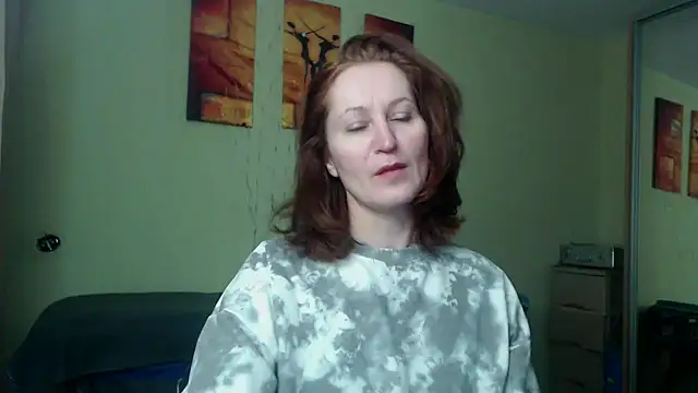 Snapshot of AmellyGrand chatting on February 18, 3:32 pm AmellyGrand online show from February 18, 3:32 pm