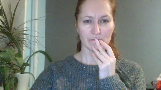 Snapshot of AmellyGrand chatting on February 27, 6:42 pm AmellyGrand online show from February 27, 6:42 pm